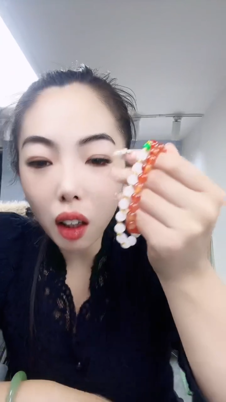 【闪购商品】玛瑙/玉髓手链未镶嵌红玛瑙+白链