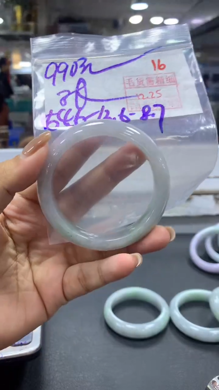 未镶嵌定制翡翠张*盒毛货需精细抛光+拍一发一+16