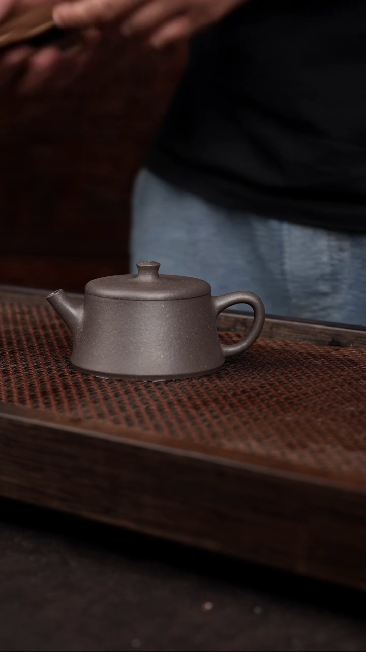 【闪购商品】紫砂茶壶千禧紫泥云筑