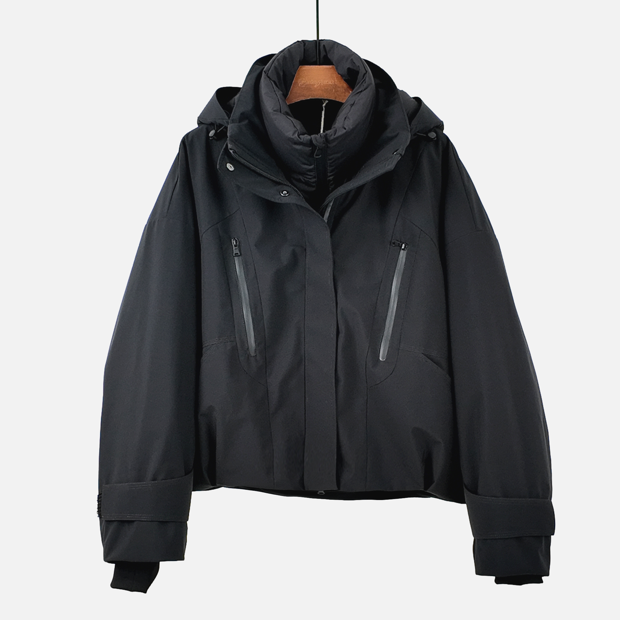 【君君专属】短款冲锋衣廓形的真两件鹅绒服ZS975