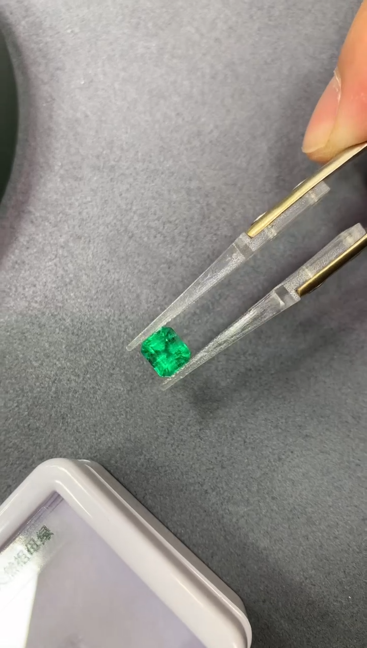 【闪购商品】祖母绿裸石未镶嵌1.16ct 67