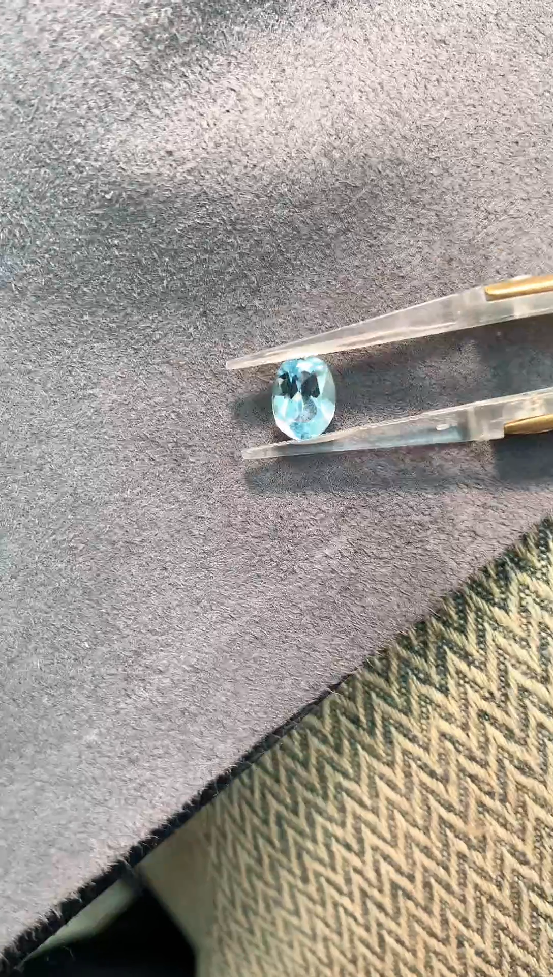 【闪购商品】海蓝宝石裸石未镶嵌1.36克拉