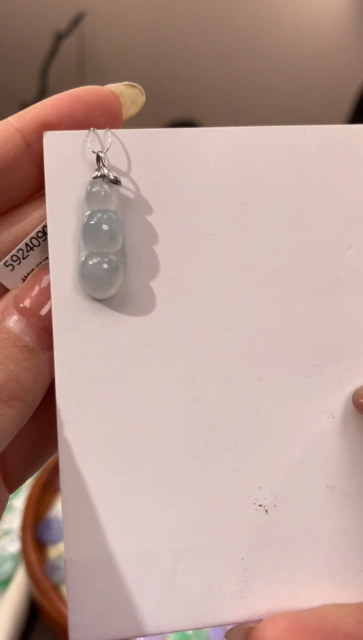 【闪购商品】翡翠颈饰18K金镶嵌天然缅甸a货翡翠