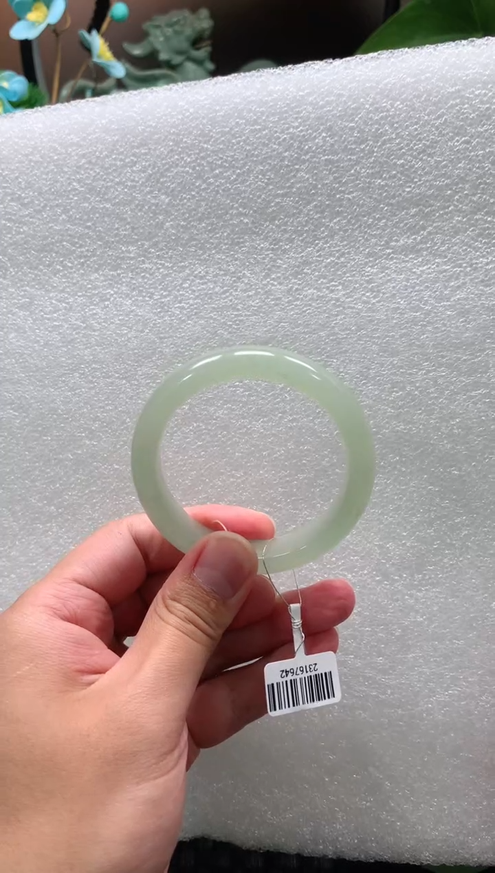 石英质玉手镯未镶嵌青青54+莓烦恼