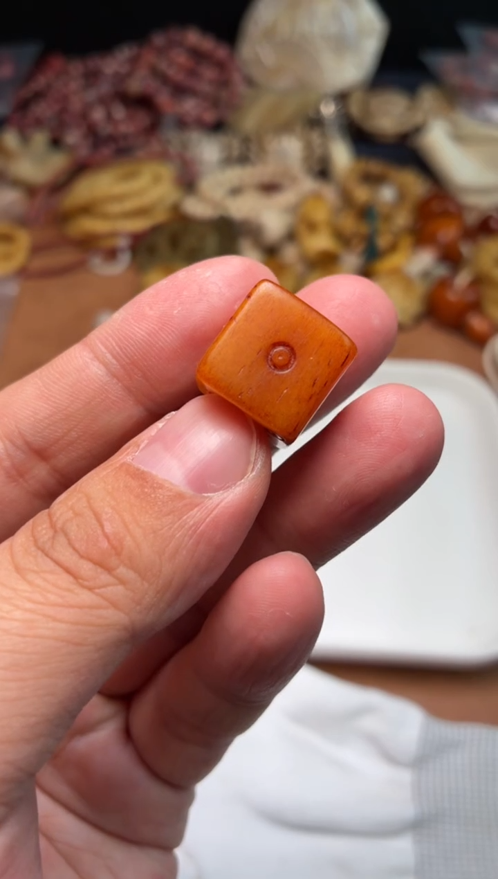 牛骨其他M****️杂件027-果冻料骰子