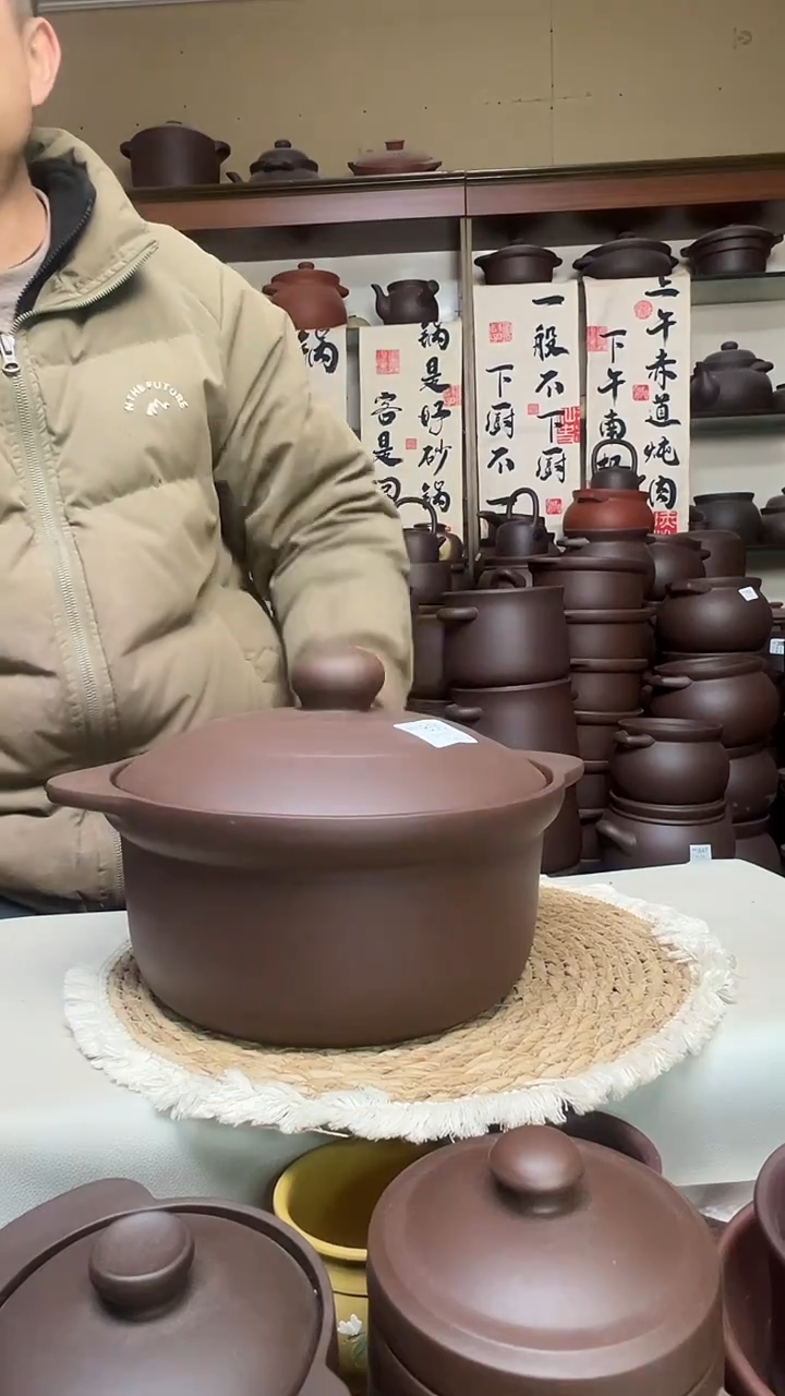 宜兴紫砂微瑕3升锅紫泥 850