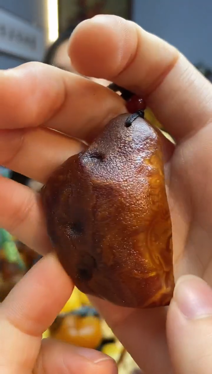 琥珀颈饰未镶嵌吊坠