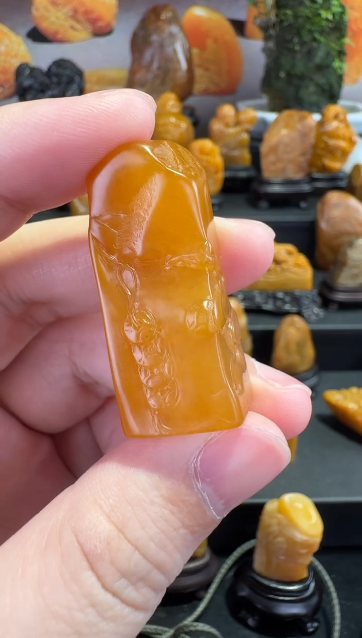 【闪购商品】田黄石半知田黄直播间