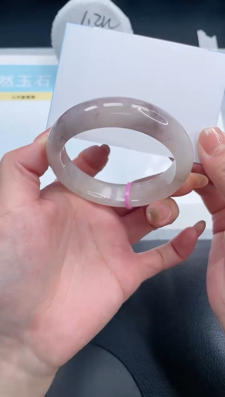 【闪购商品】石英质玉手镯未镶嵌7S175-56