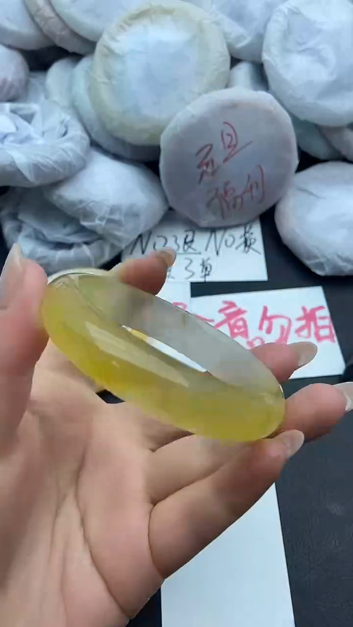 未镶嵌手镯石英质玉瑕疵177+58/59