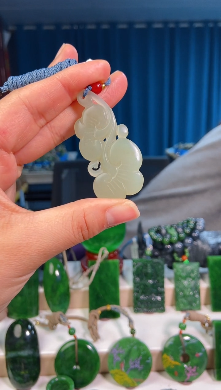 【闪购商品】和田玉挂件未镶嵌1