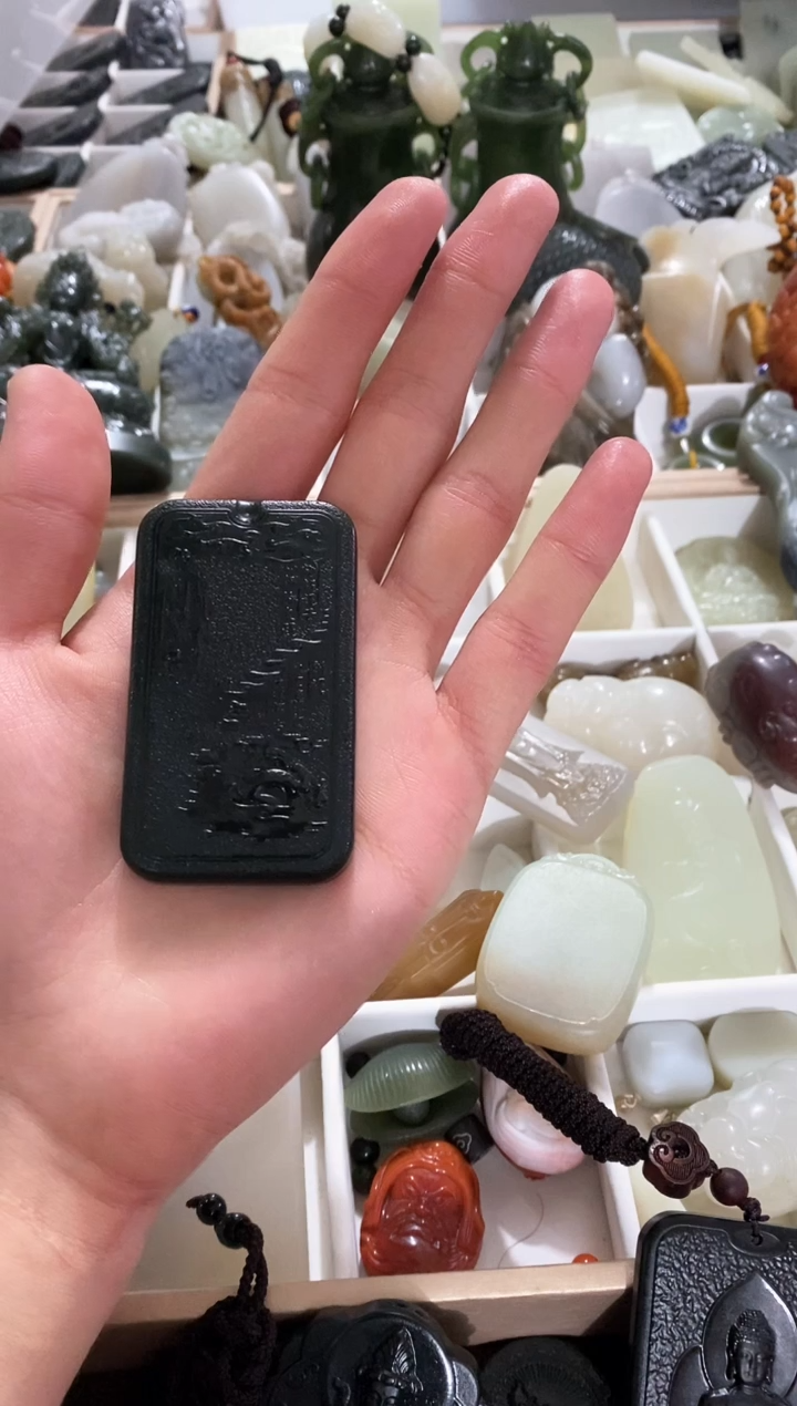 【闪购商品】和田玉吊坠(不含链)未镶嵌龙牌