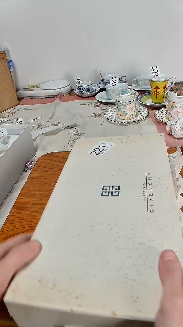 瓷片生**?小淼海外陶瓷工艺品