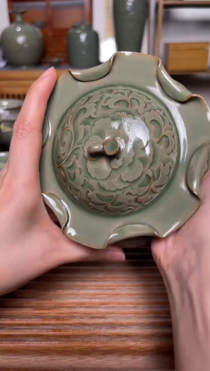 【闪购商品】其他王晓娜 纯手工秘色茶叶罐