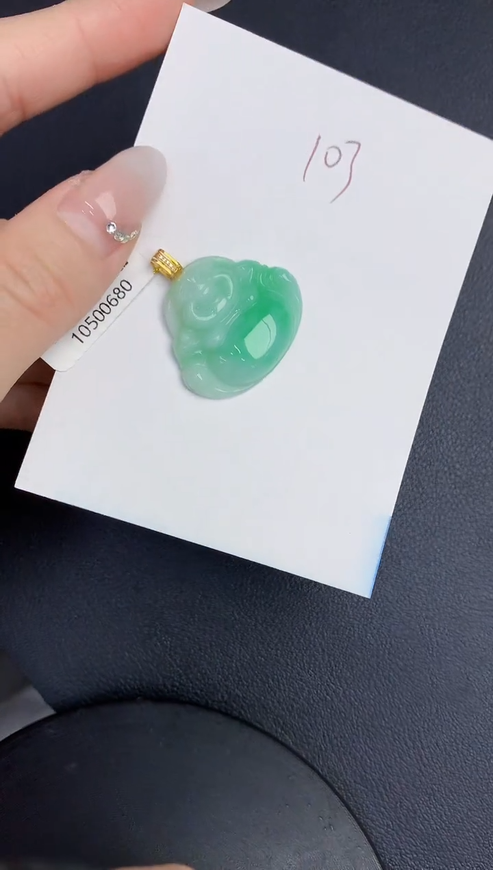 【闪购商品】翡翠颈饰18K金镶嵌00000000000