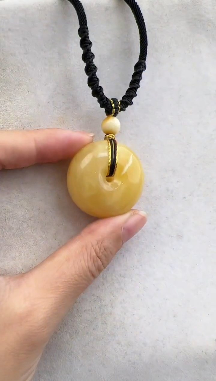 【闪购商品】琥珀裸石未镶嵌10116117-吊坠