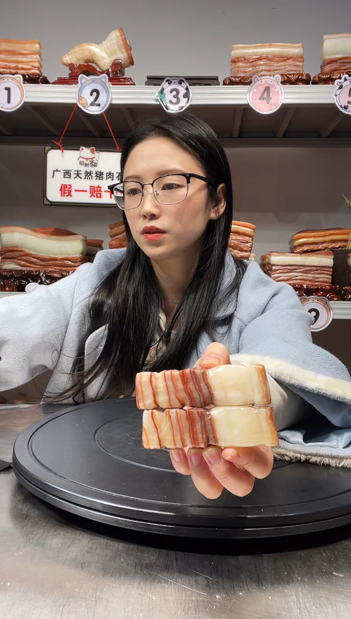 【闪购商品】天然石材柳州猪肉石