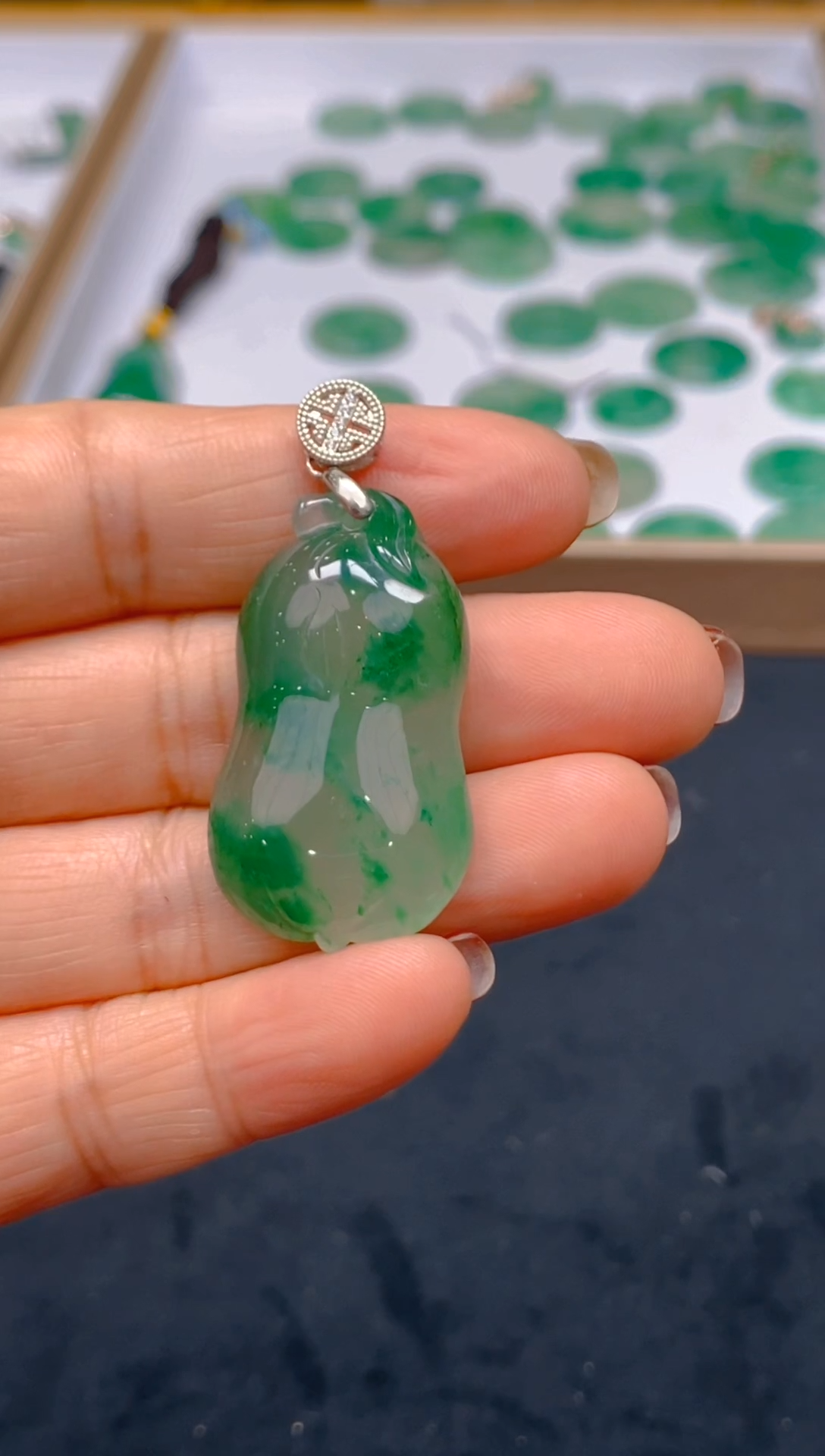 【闪购商品】石英质玉颈饰未镶嵌冰美人非洲翠A货，冰种021