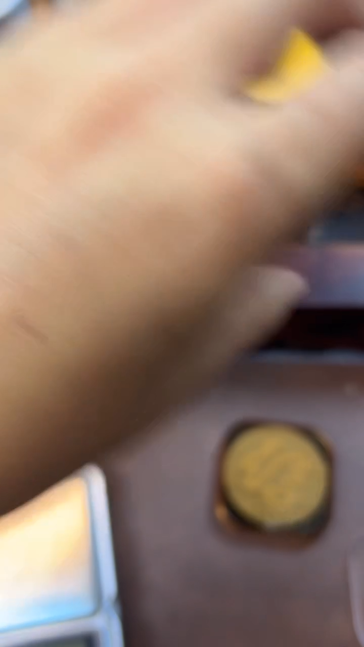 沉香沉香碎屑香港大福5片+越南大祥云5片，送2片