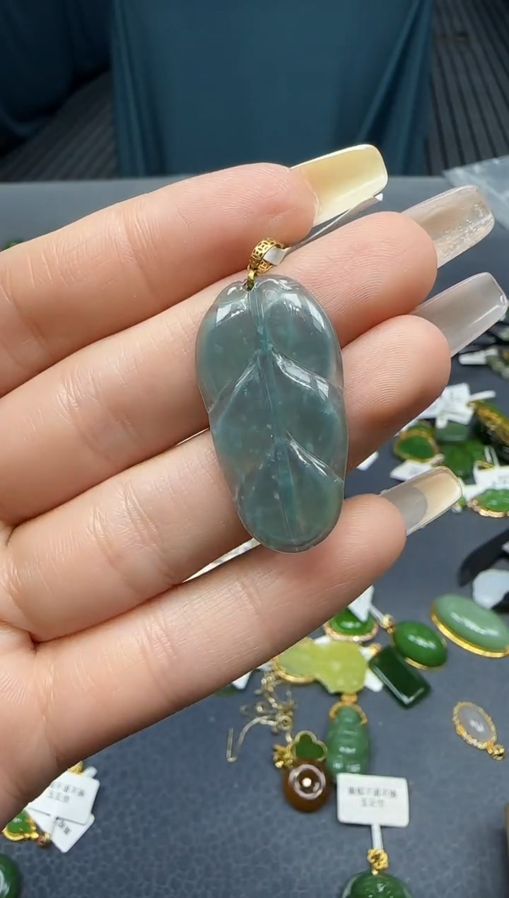 【闪购商品】翡翠挂件18K金镶嵌不含链11111