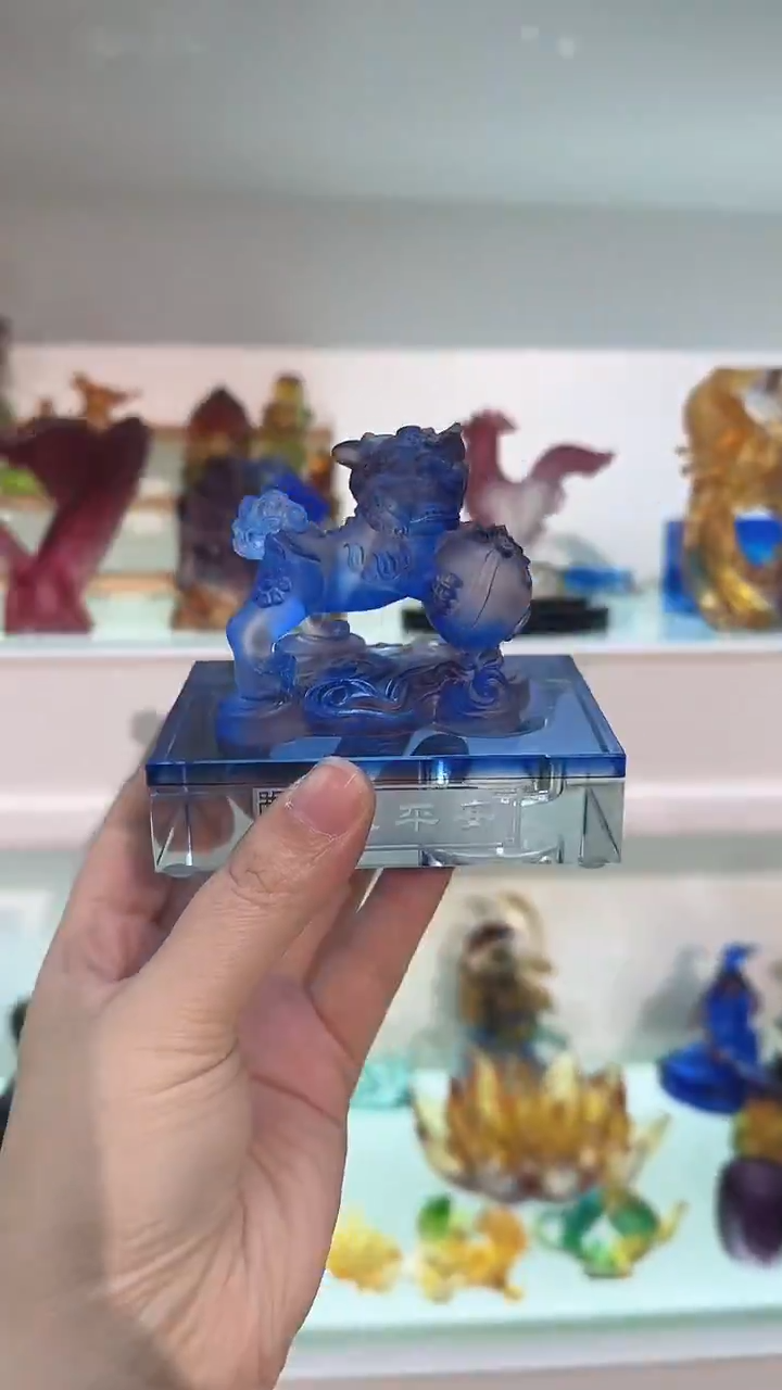 手工艺品琉璃狮子