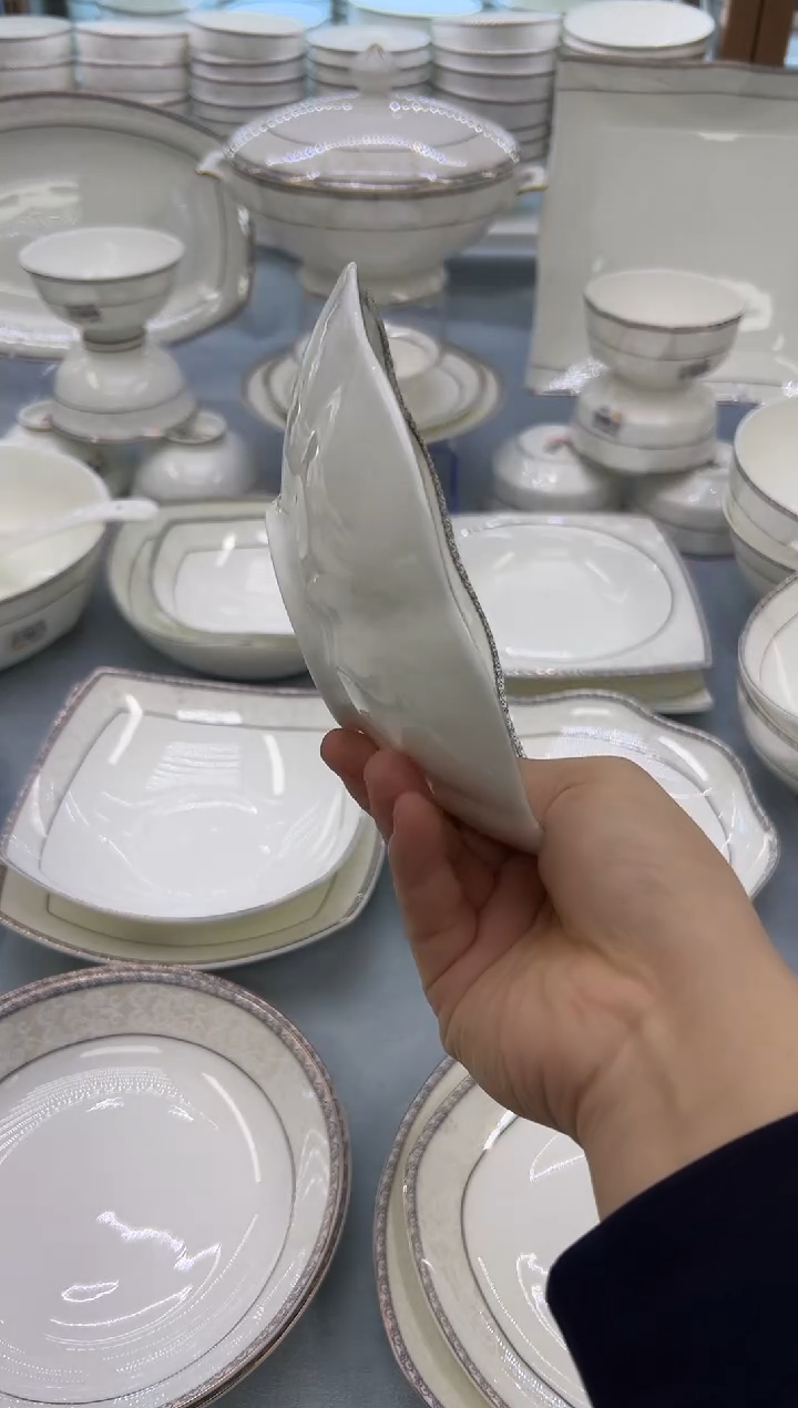 骨瓷玲珑7菊花2个  