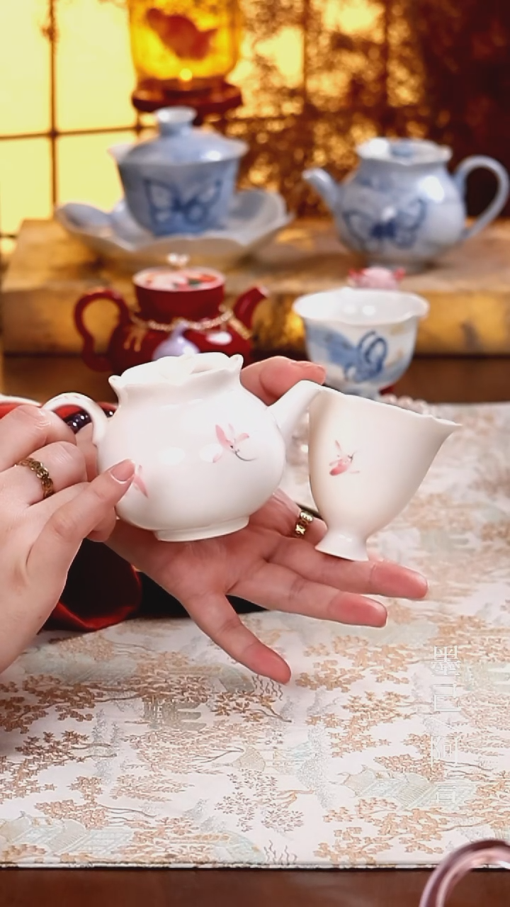 一壶一杯                          