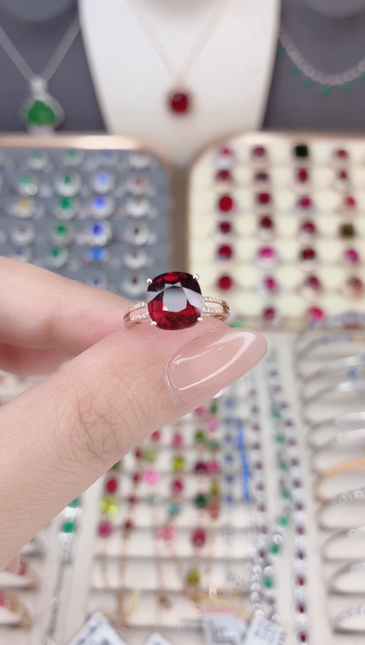 18K金镶嵌碧玺戒指碧玺牵*.