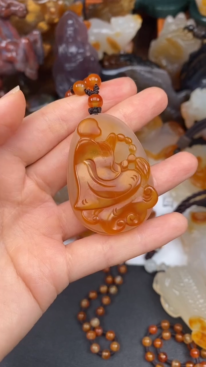 未镶嵌颈饰玛瑙/玉髓元AA