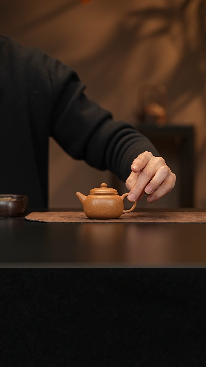 【闪购商品】紫砂茶壶允禾斋wzht 黄段 匏樽水平 