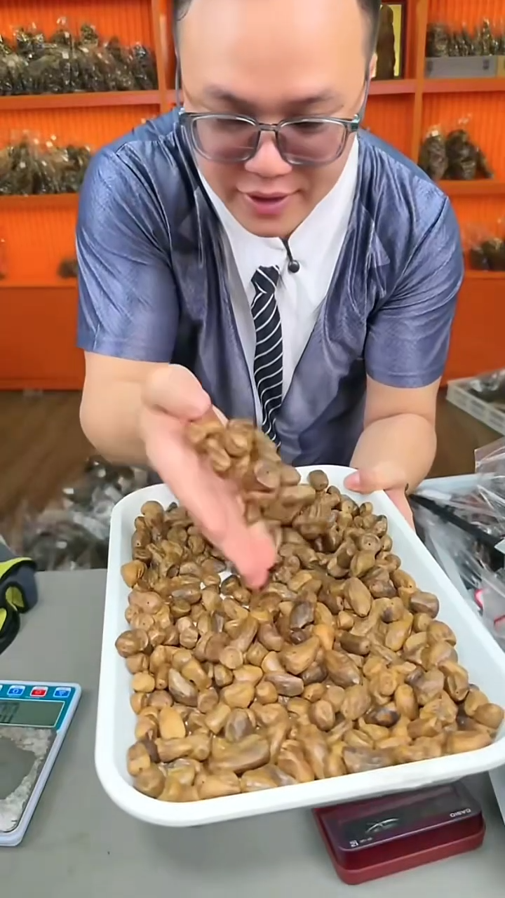 沉香吊坠s10号红油舍利子10颗15g多样性发一