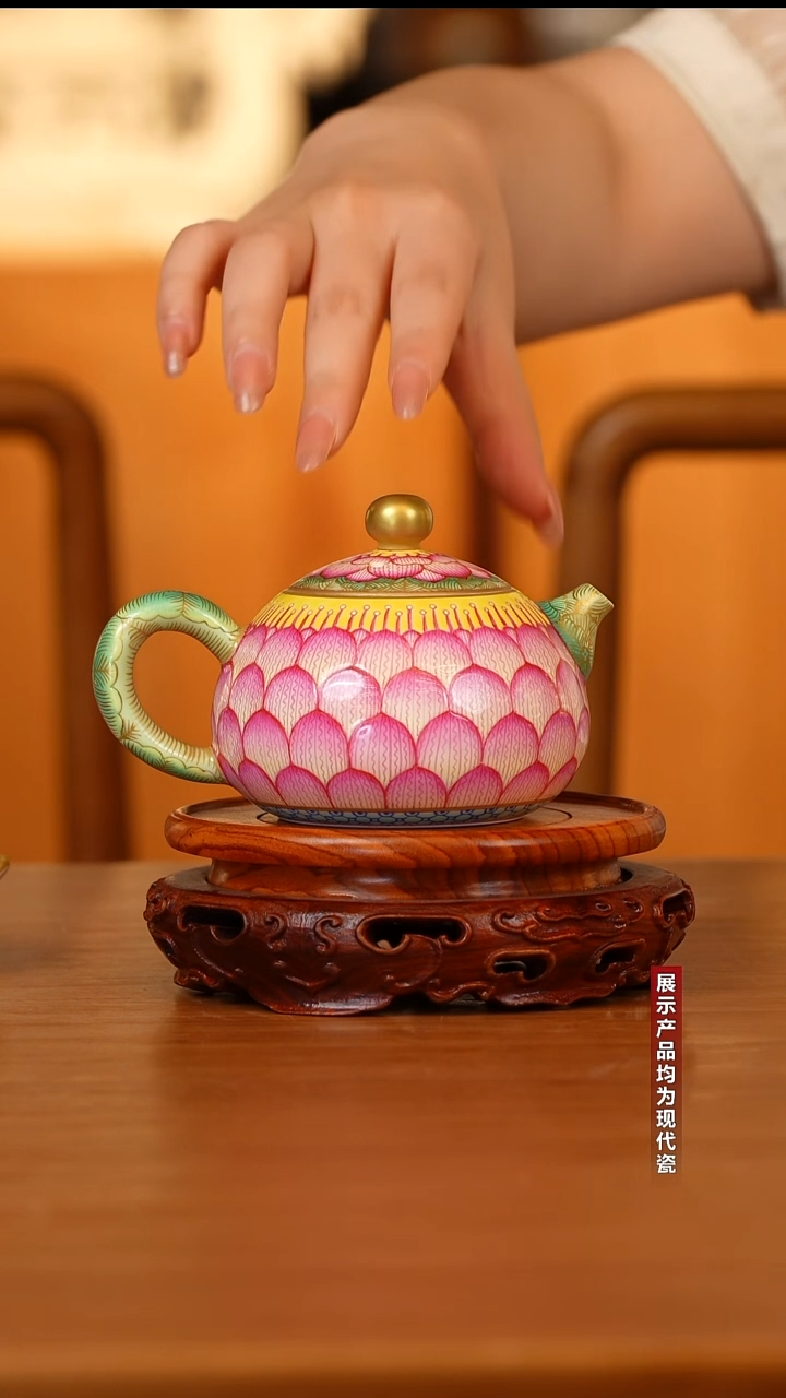 杯子【央广非遗】古窑御器莲瓣壶