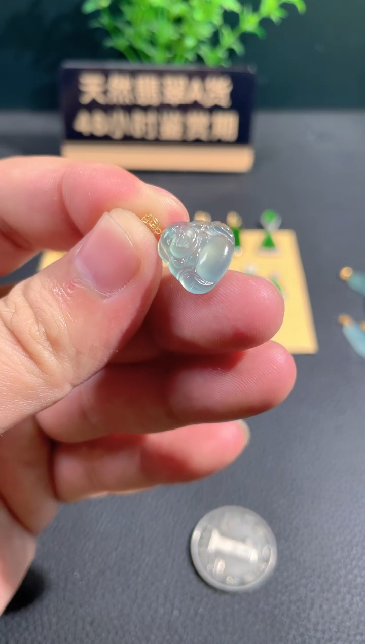 【闪购商品】翡翠颈饰18K金镶嵌翡翠