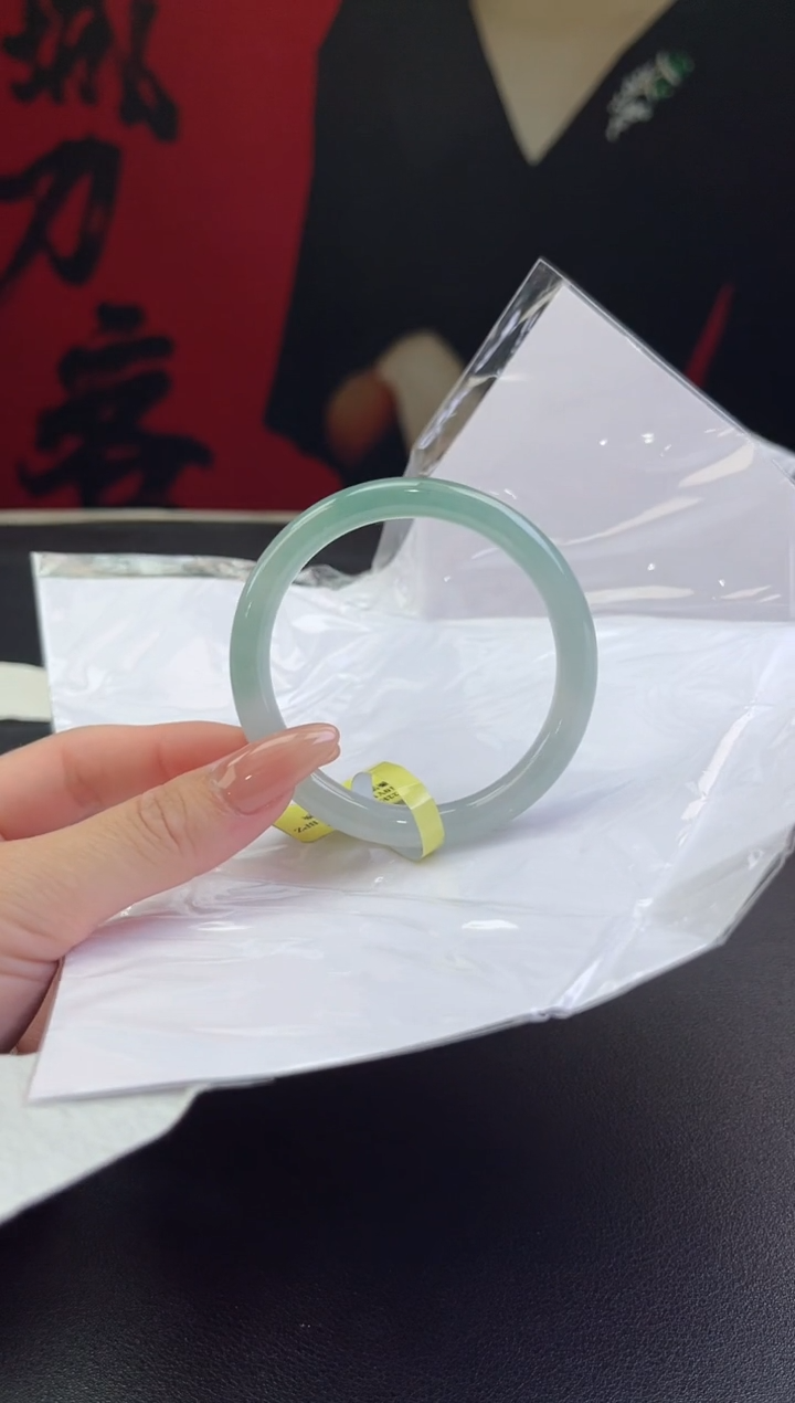 【闪购商品】翡翠手镯未镶嵌翡翠手镯