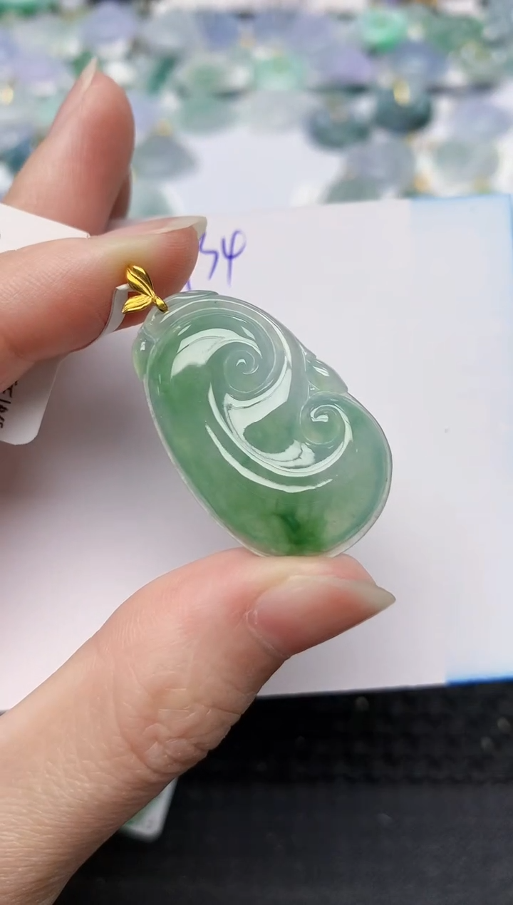 颈饰18K金镶嵌翡翠天然缅甸A货翡翠百元以上9元证书费自理