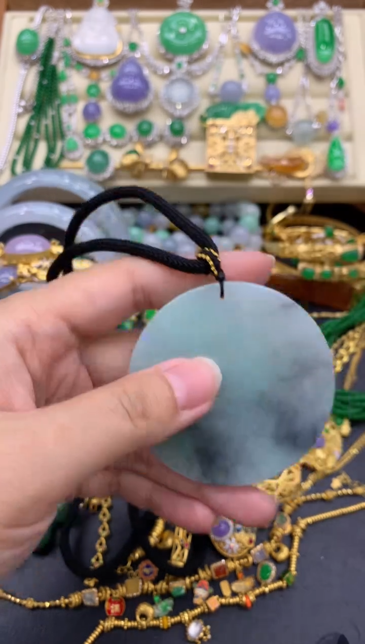 翡翠未镶嵌颈饰497-中国好珍宝