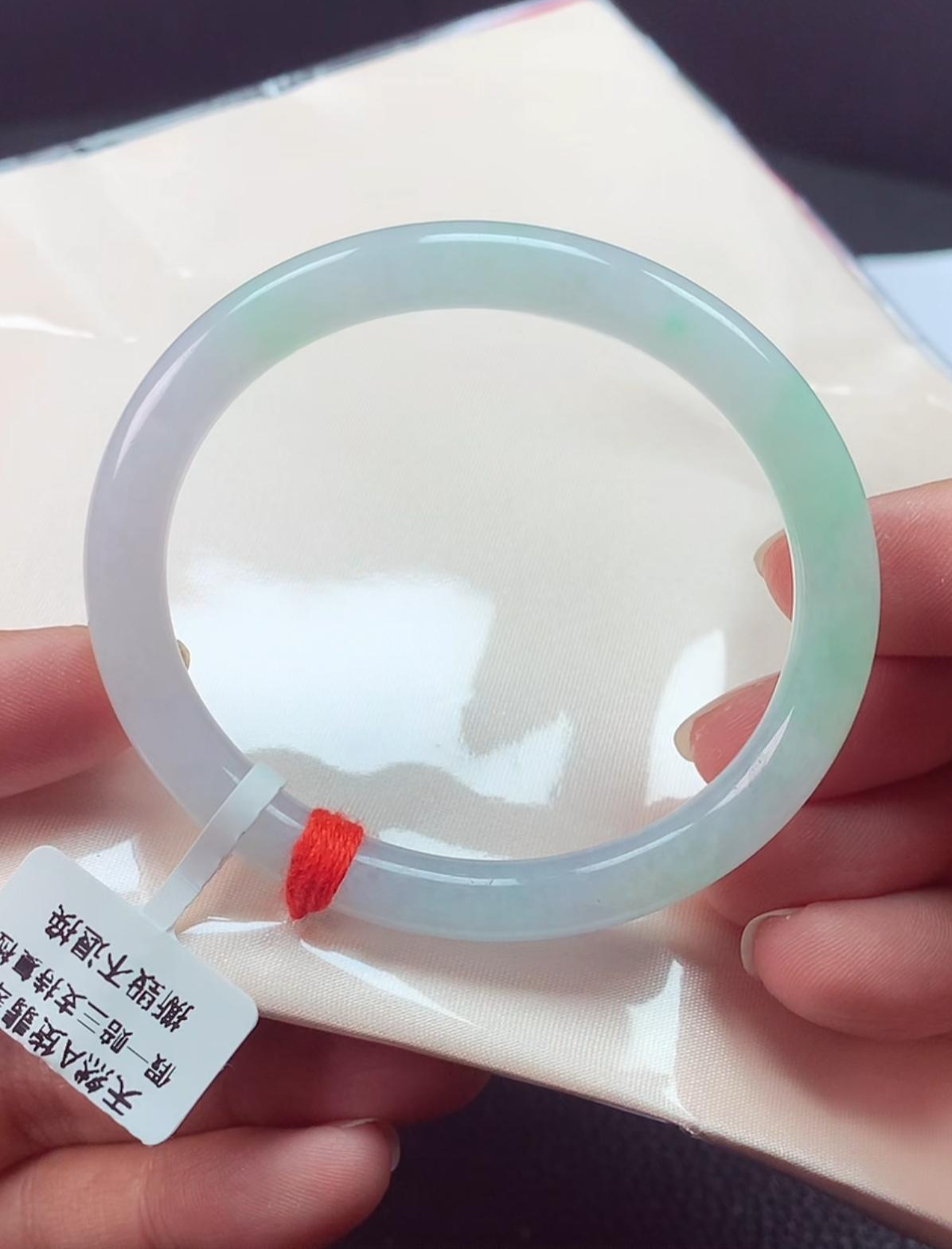 天然A货翡翠手镯54贵妃春彩贵妃