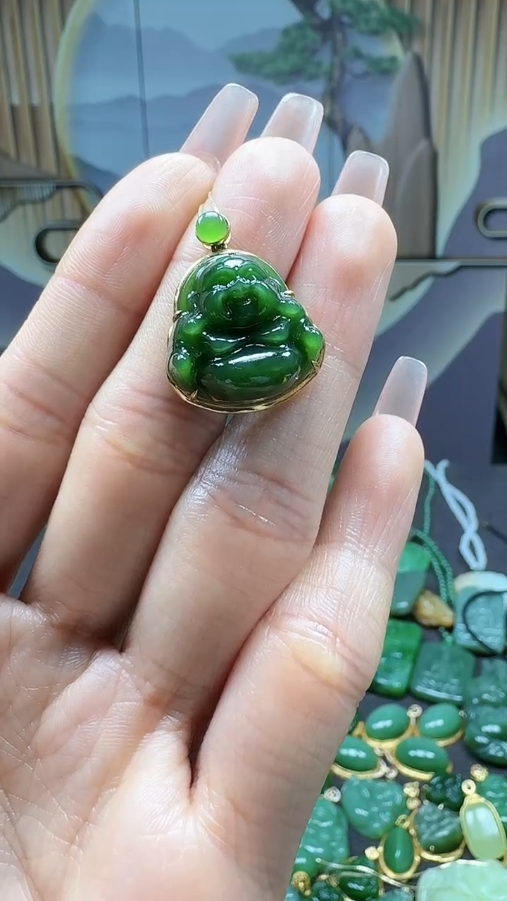 【闪购商品】和田玉挂件18K金镶嵌1