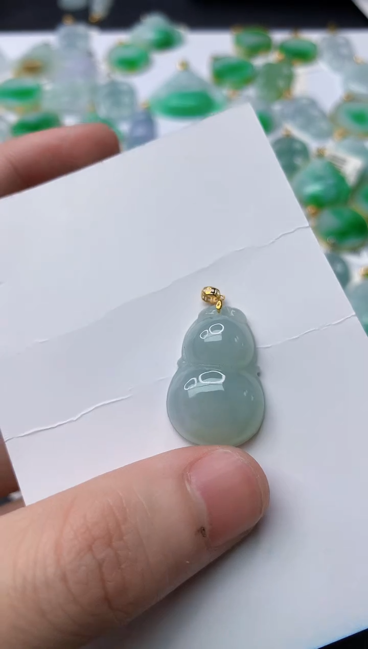 【闪购商品】翡翠颈饰18K金镶嵌95..........