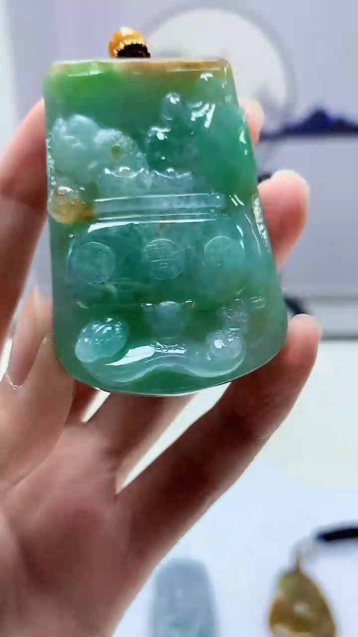 【闪购商品】定制翡翠未镶嵌5028zm-毛货挂件231