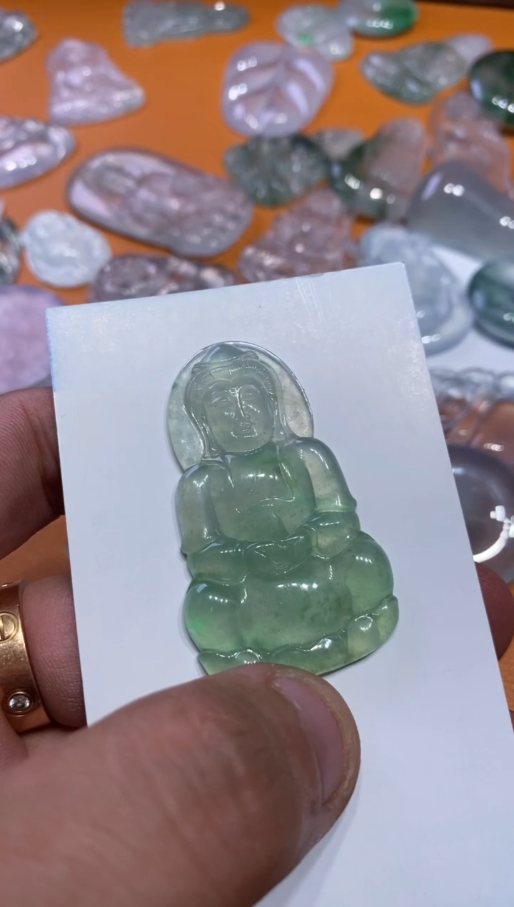 【闪购商品】翡翠吊坠(不含链)未镶嵌观音5500