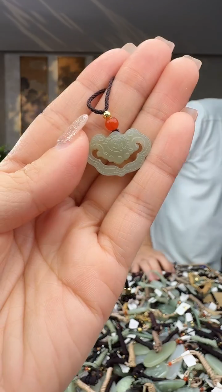 颈饰未镶嵌和田玉拍一发一多样性发货