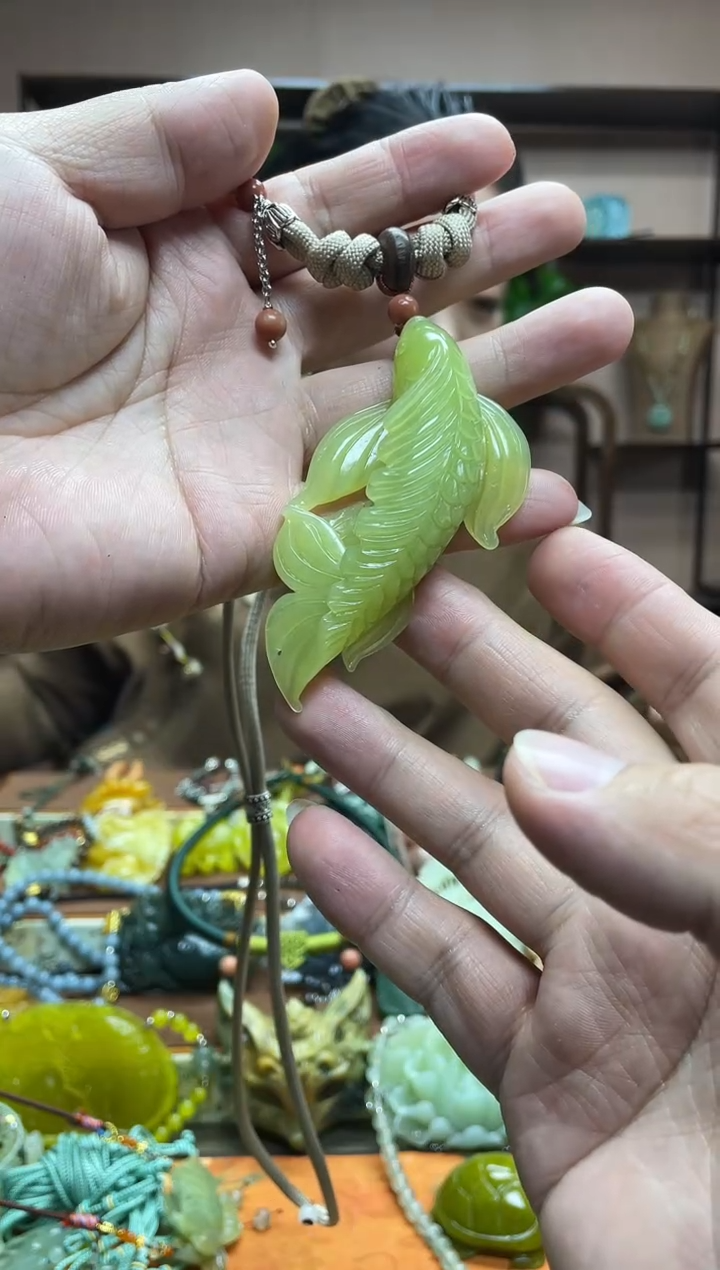 未镶嵌岫玉吊坠北****司·