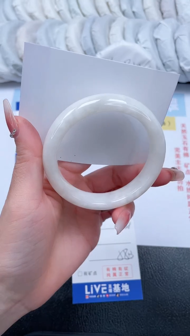 【闪购商品】和田玉手镯未镶嵌T124-58.3