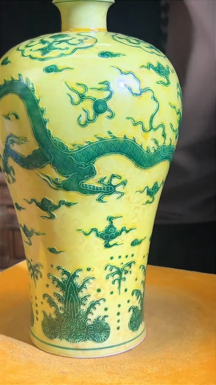 【闪购商品】瓷片239F现代工艺品一个