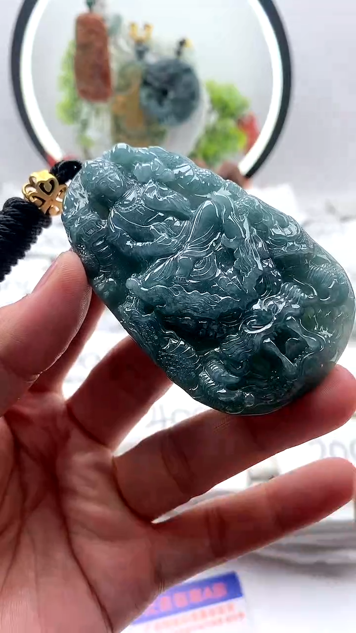 【闪购商品】翡翠颈饰未镶嵌大势至