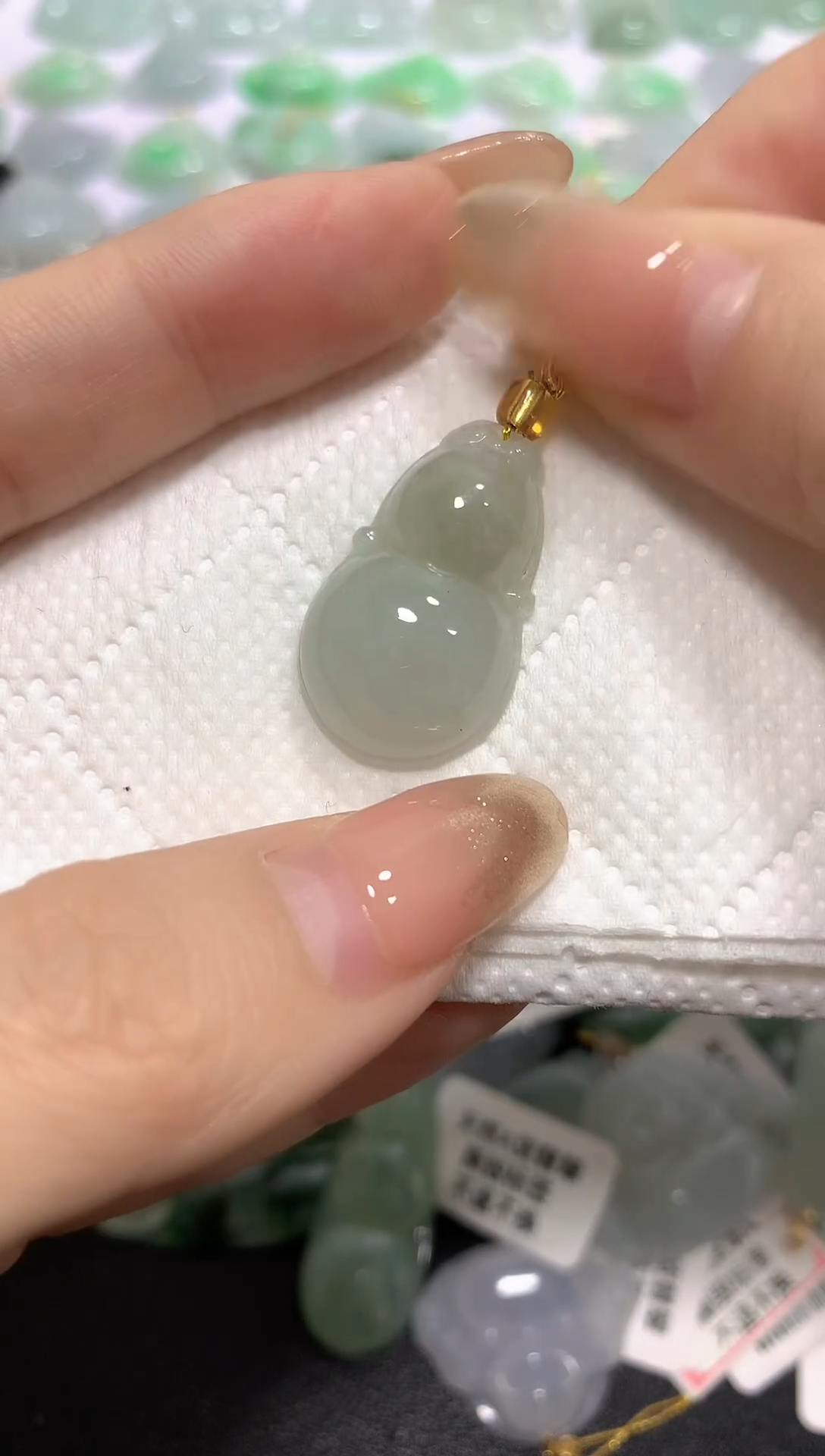 颈饰未镶嵌翡翠A货