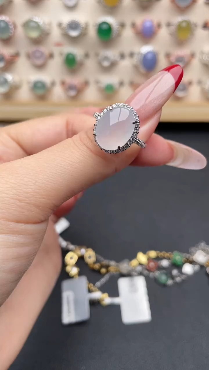 【闪购商品】翡翠戒指银S925镶嵌一物一证一礼盒