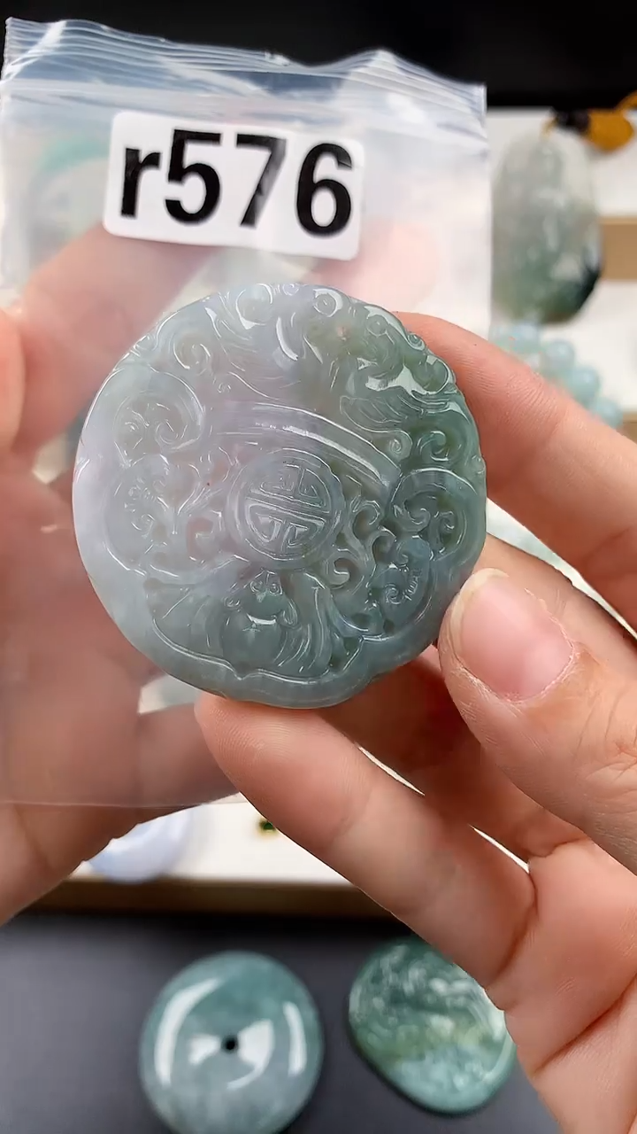 颈饰未镶嵌翡翠天然翡翠吊坠挂件