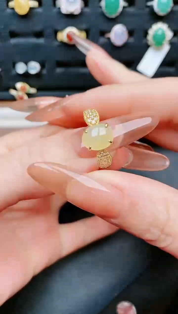 【闪购商品】翡翠戒指银S925镶嵌.....